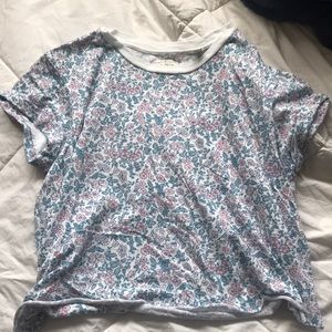 Cute cropped tee shirt